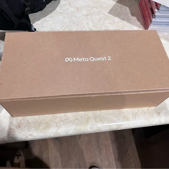Oculus Quest 2 VR Headset 128 Gb - Picture 2 of 5